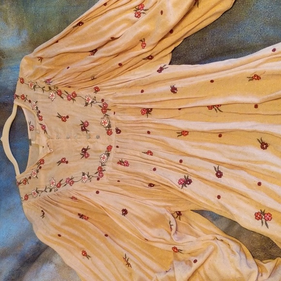 Free People blouse - Picture 2 of 5